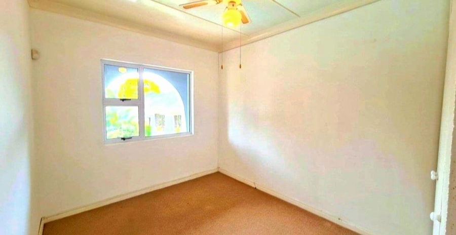 4 Bedroom Property for Sale in Nahoon Valley Park Eastern Cape